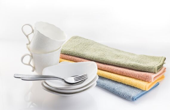 【初心者向け】一人暮らしに必要な食器は何枚？最低限から便利アイテムまで徹底ガイド